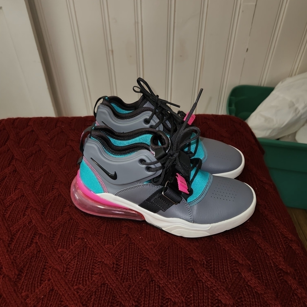 Nike Air Force 270 GS Cool Gray Jade Anthracite AJ8208-005 YOUTH 6.5